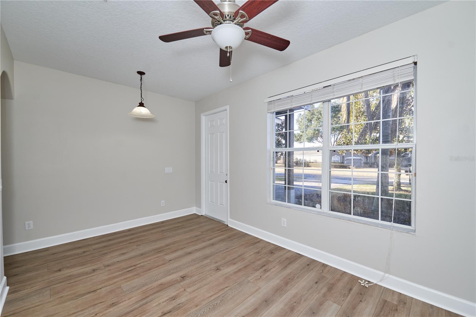 23903 Sardinia Dr Property Photo 6
