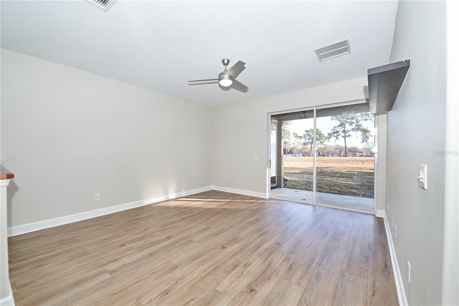 23903 Sardinia Dr Property Photo 14