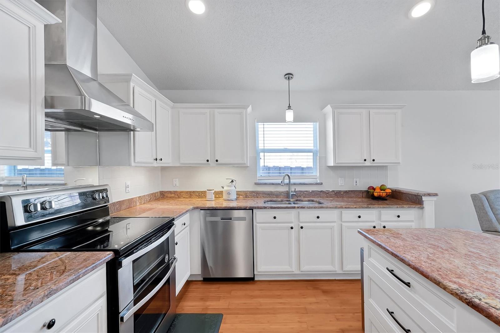 1361 Holly Glen Run Property Photo 13