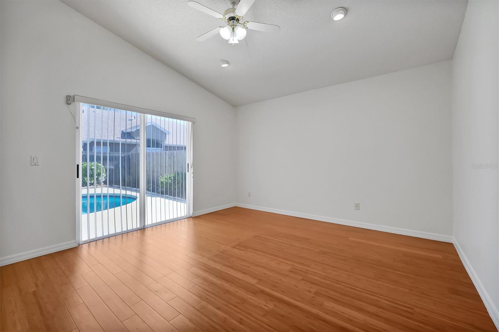 1361 Holly Glen Run Property Photo 16