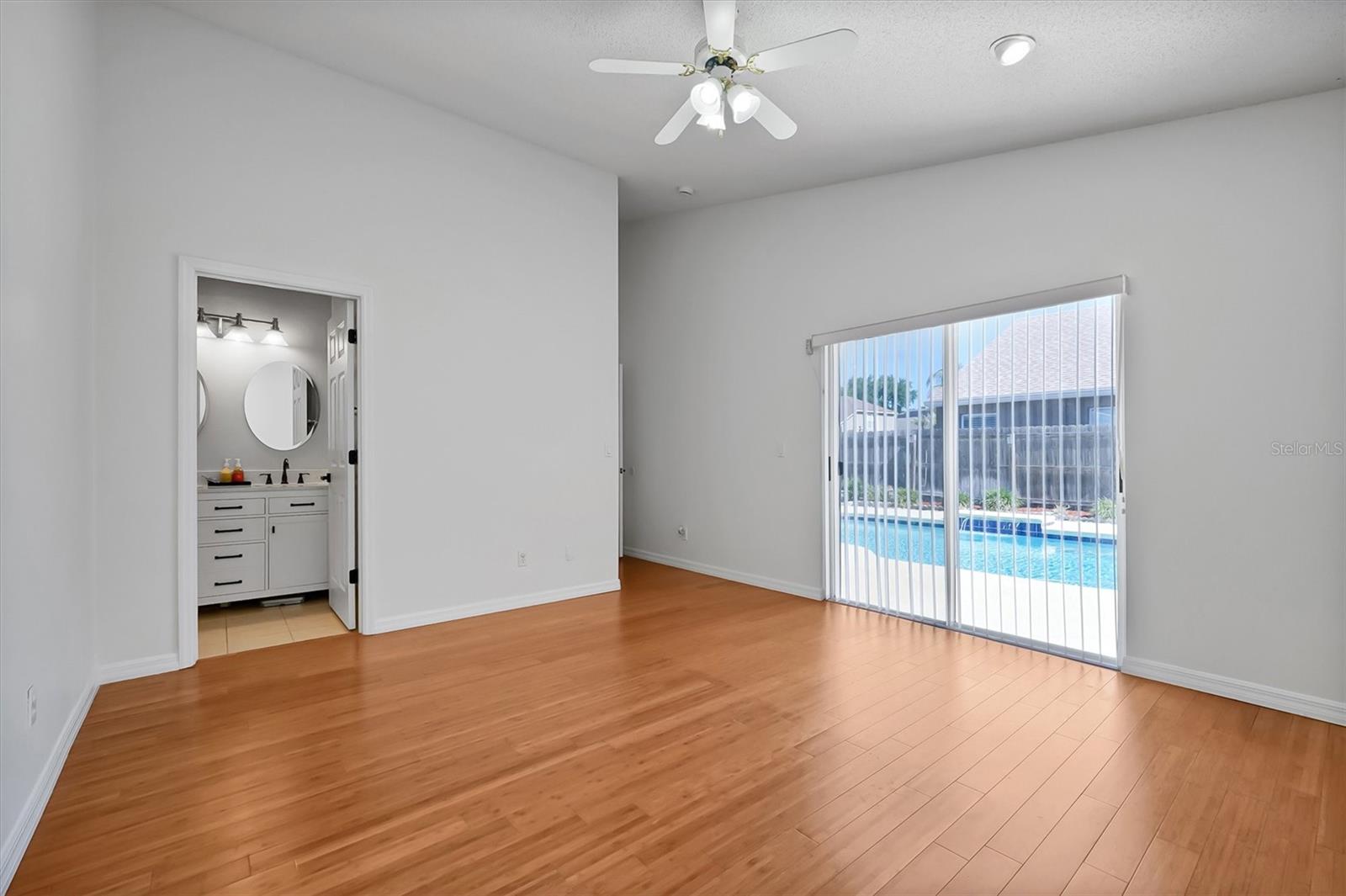 1361 Holly Glen Run Property Photo 17