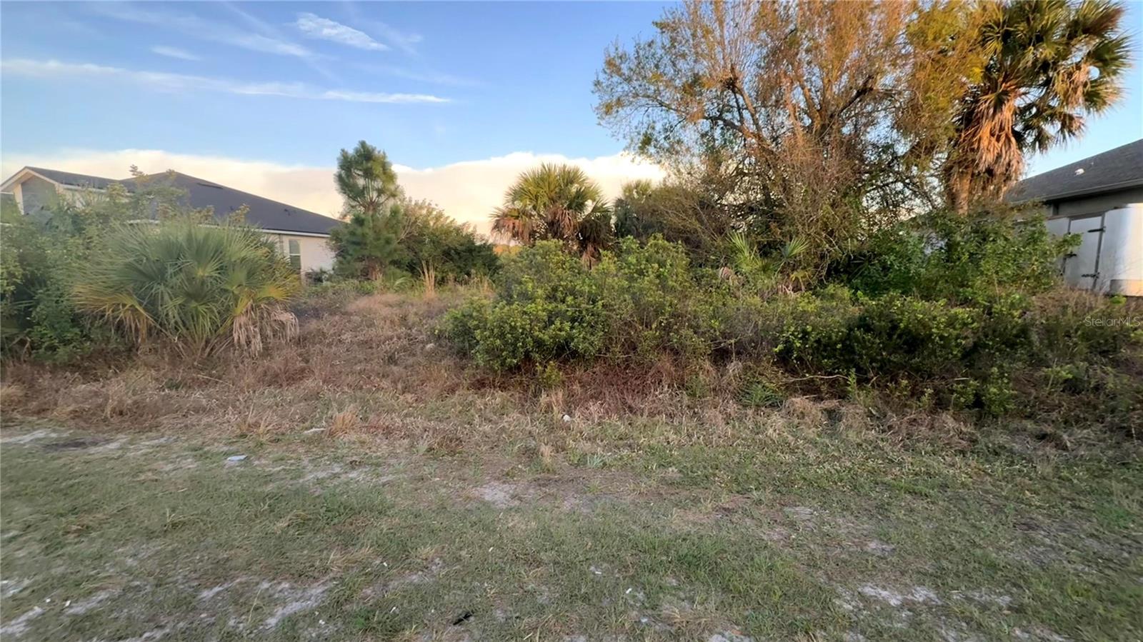 9172 Agate St Property Photo 3