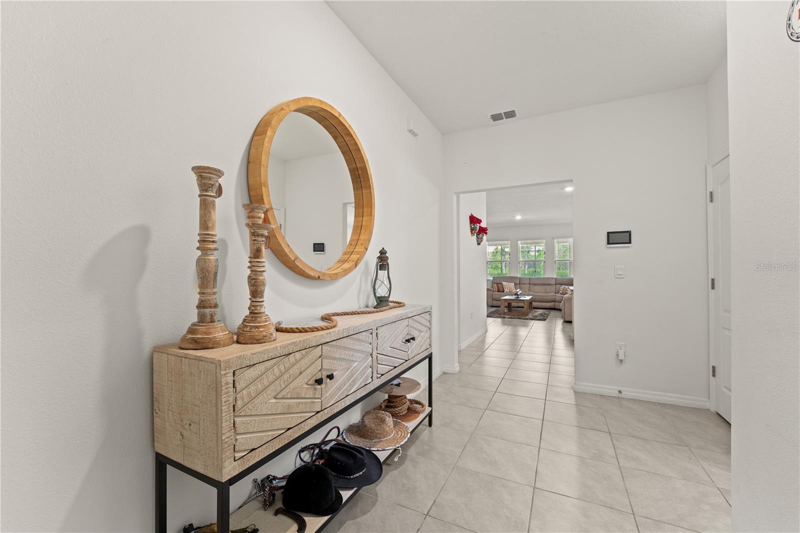 7630 Oakmoss Loop Property Photo 7
