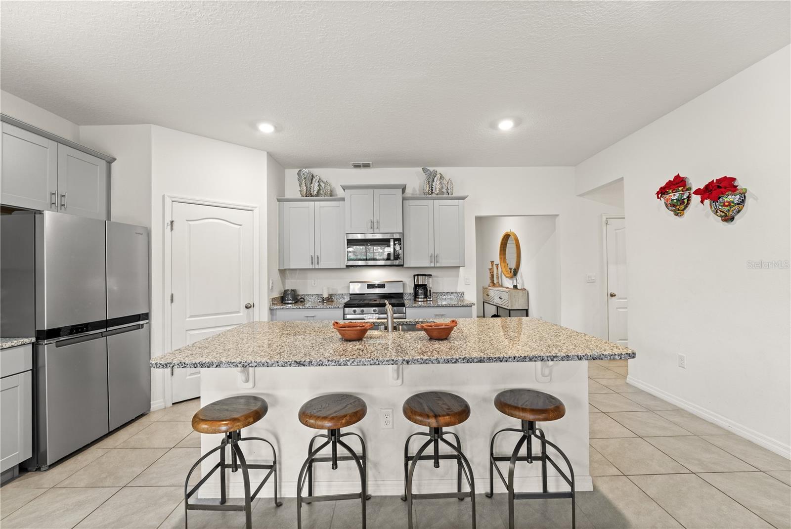 7630 Oakmoss Loop Property Photo 14
