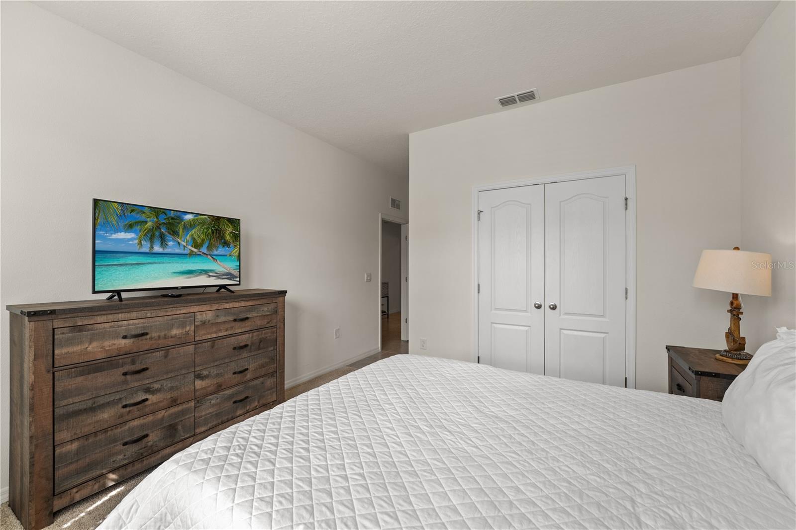 7630 Oakmoss Loop Property Photo 31