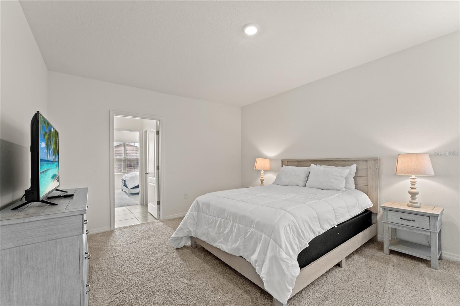 7630 Oakmoss Loop Property Photo 45