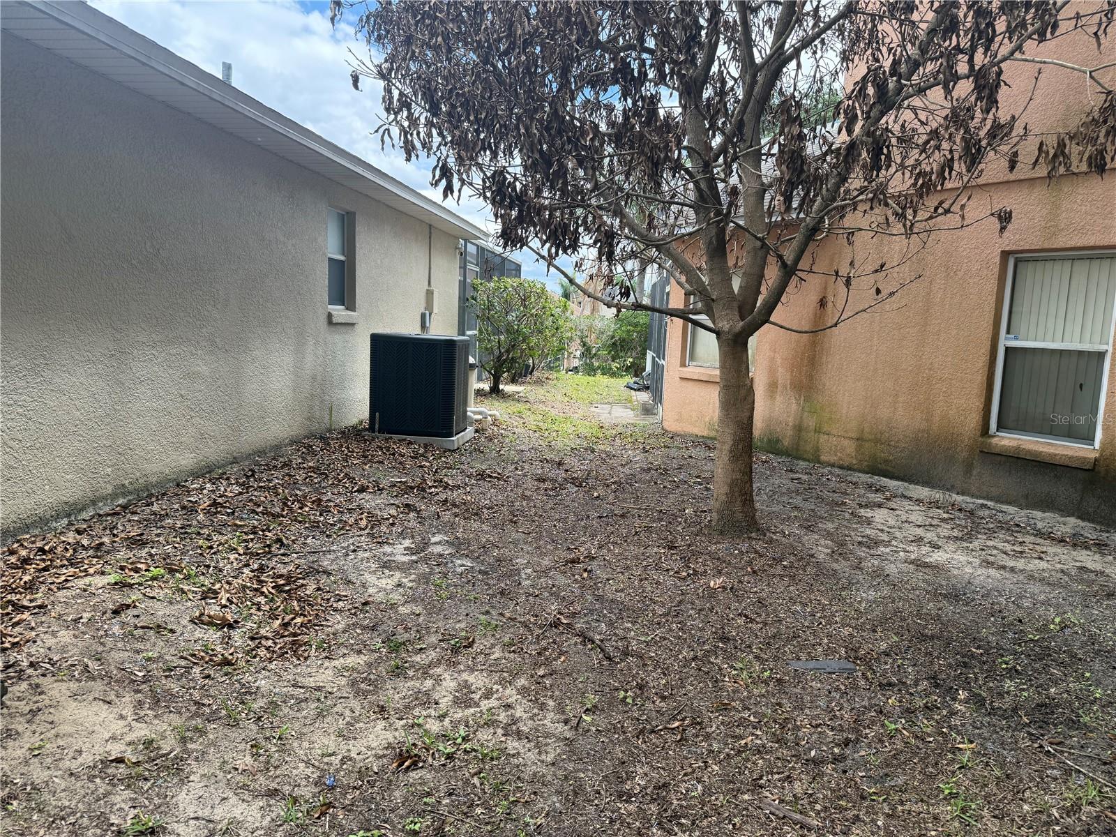 8128 Yellow Crane Dr Property Photo 44
