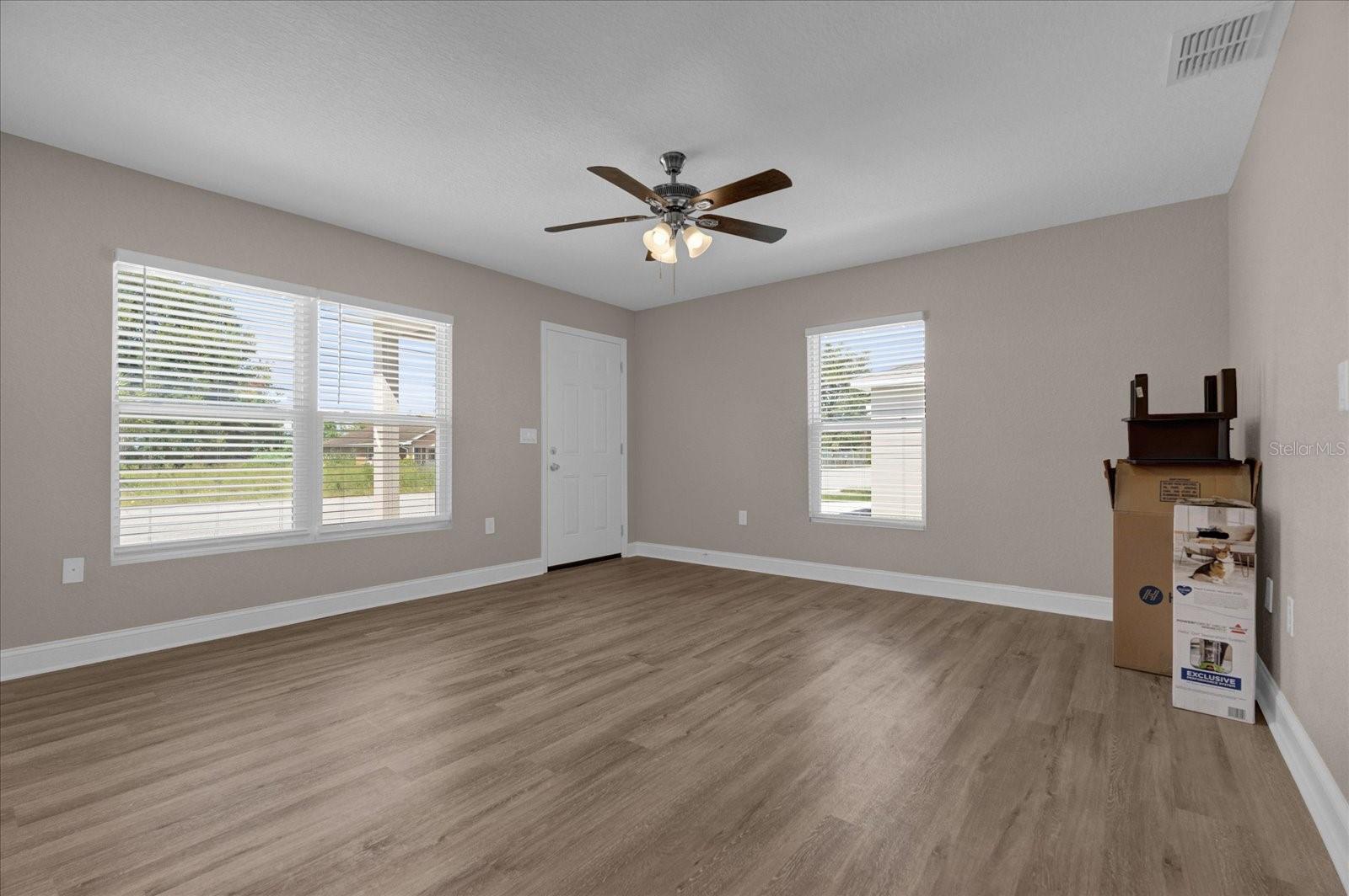 324 Avenue Y Ne #b Property Photo 8