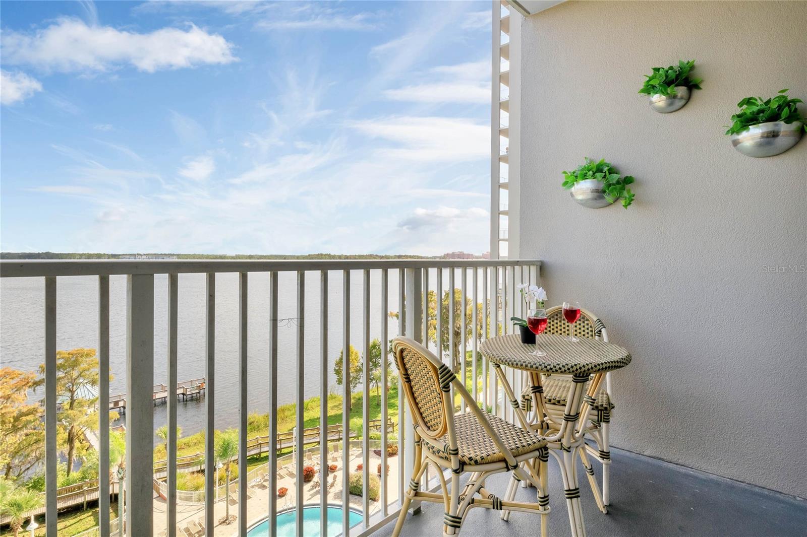13415 Blue Heron Beach Dr #606 Property Photo 5