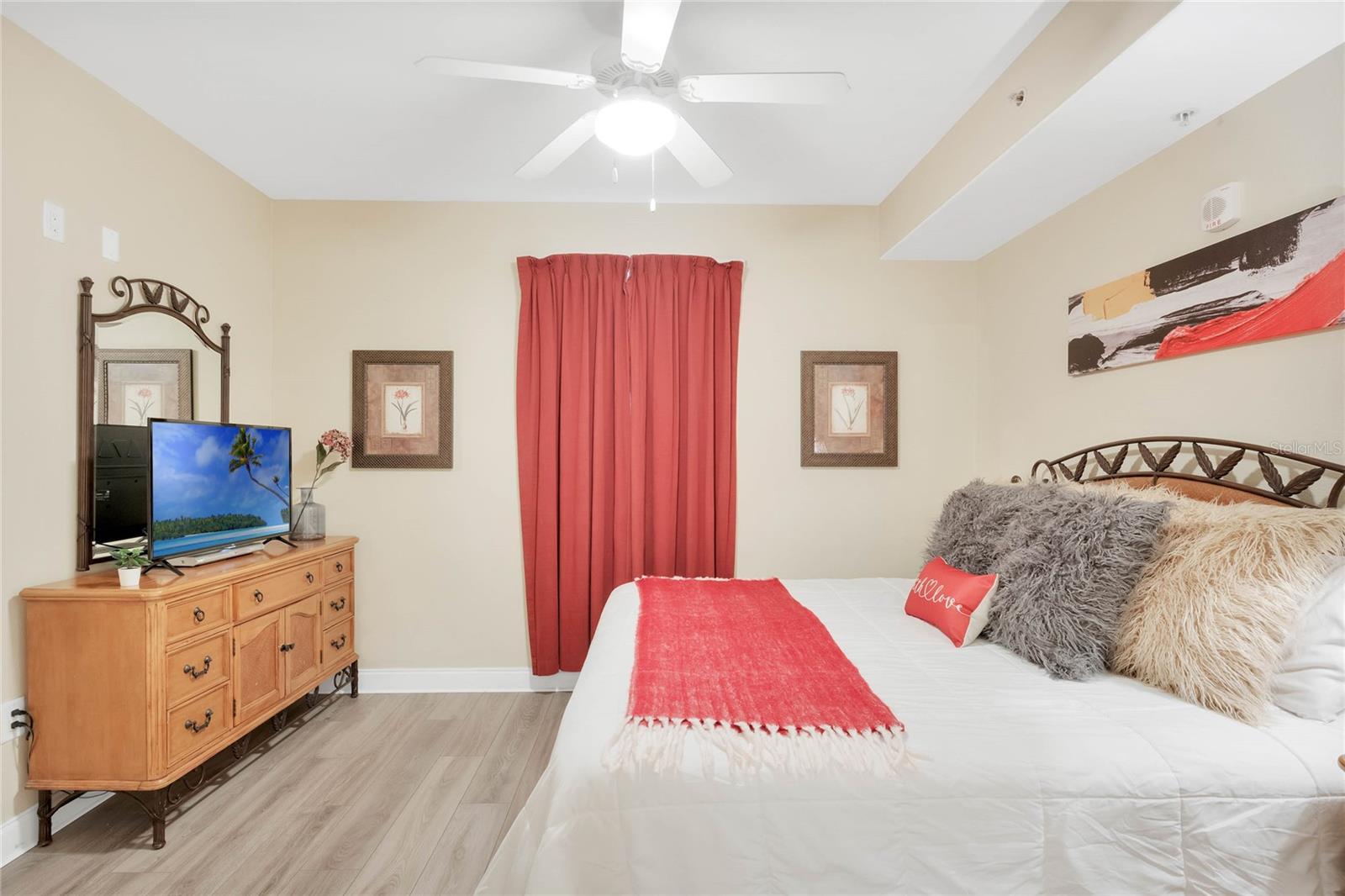 13415 Blue Heron Beach Dr #606 Property Photo 16