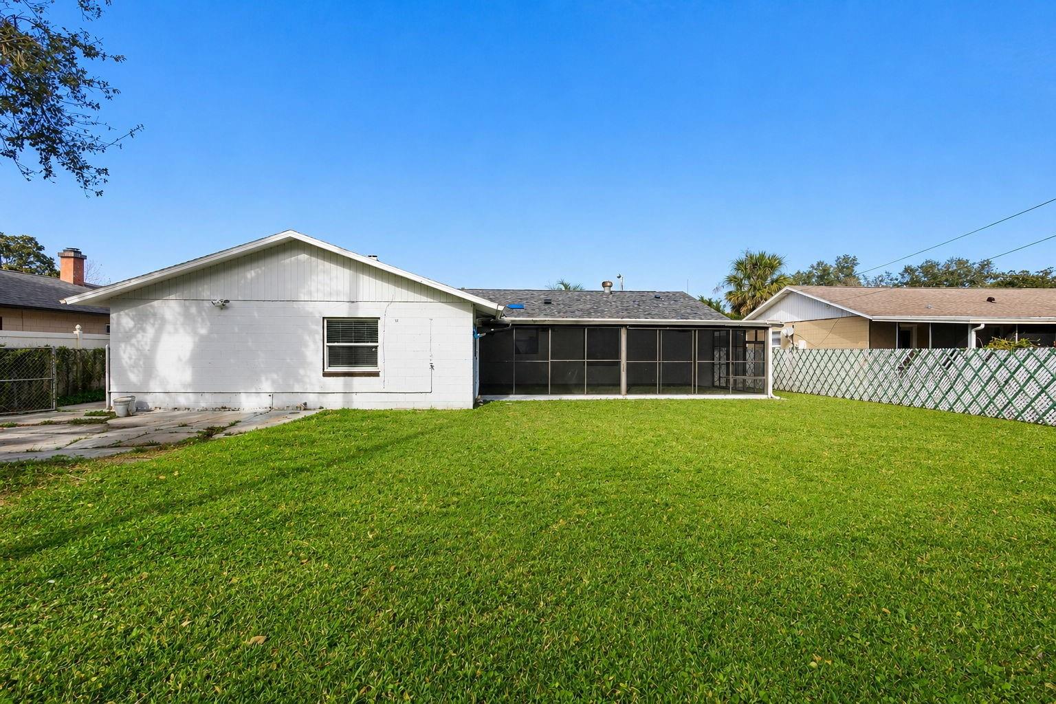 10140 Bridlewood Ave Property Photo 27
