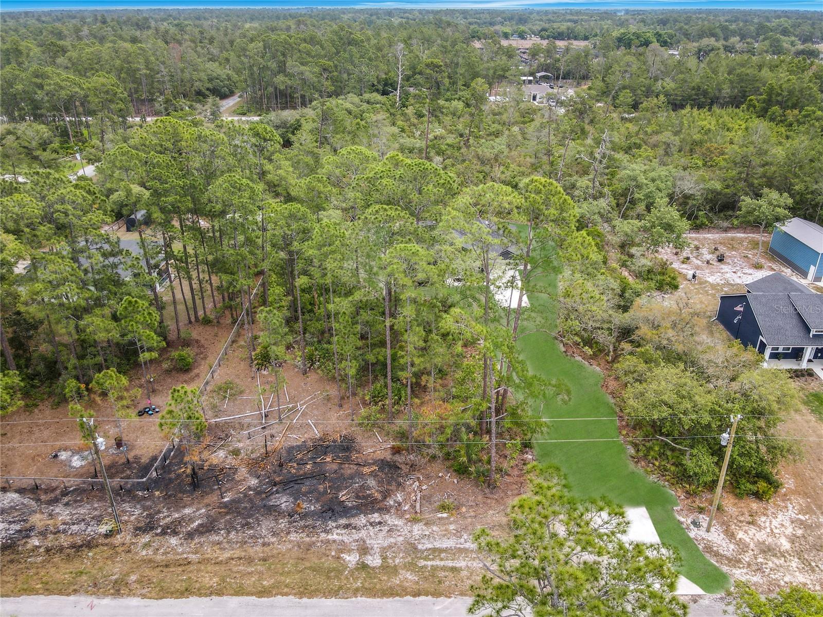 41260 Balsam St Property Photo 3