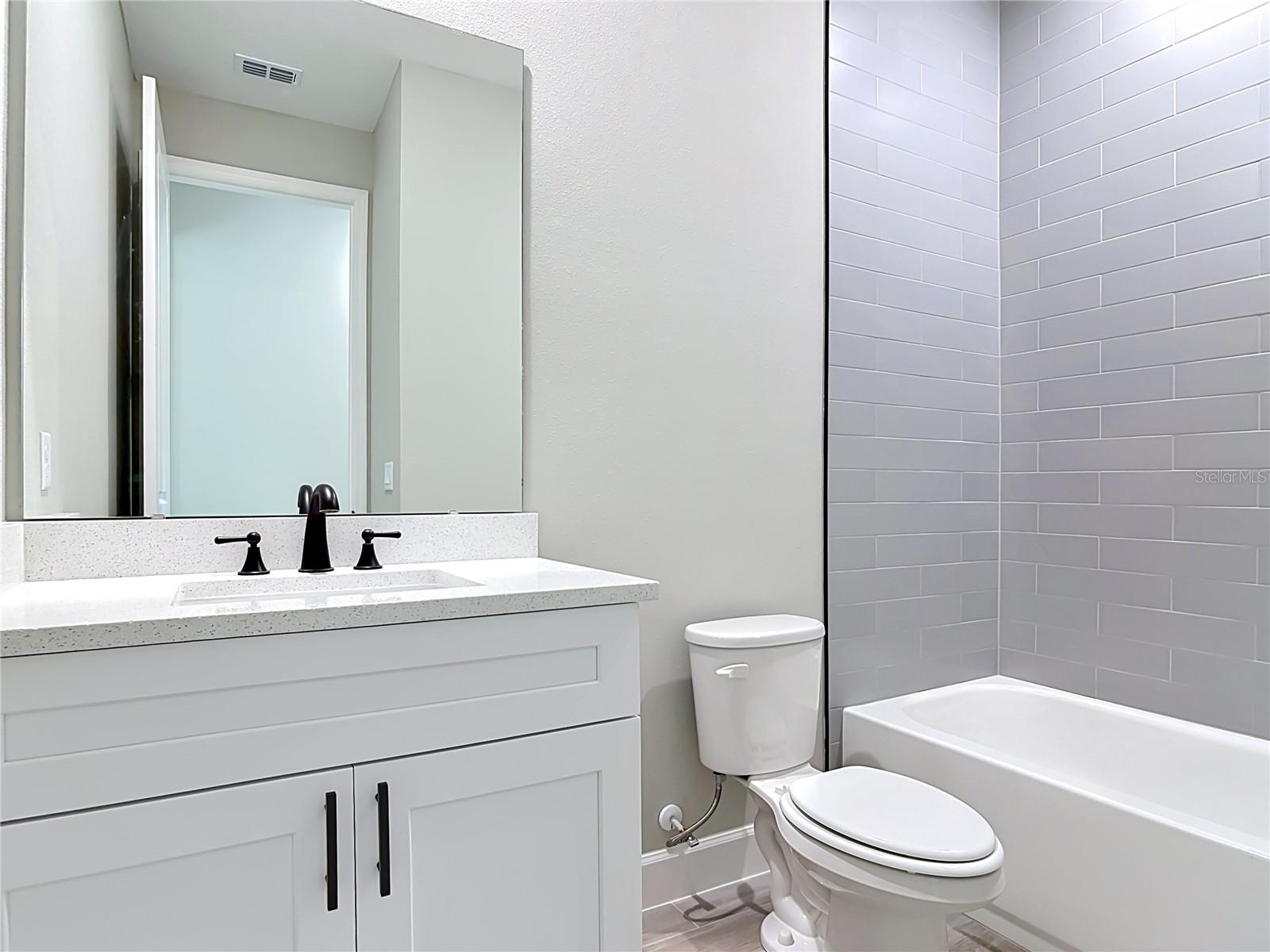 41260 Balsam St Property Photo 35