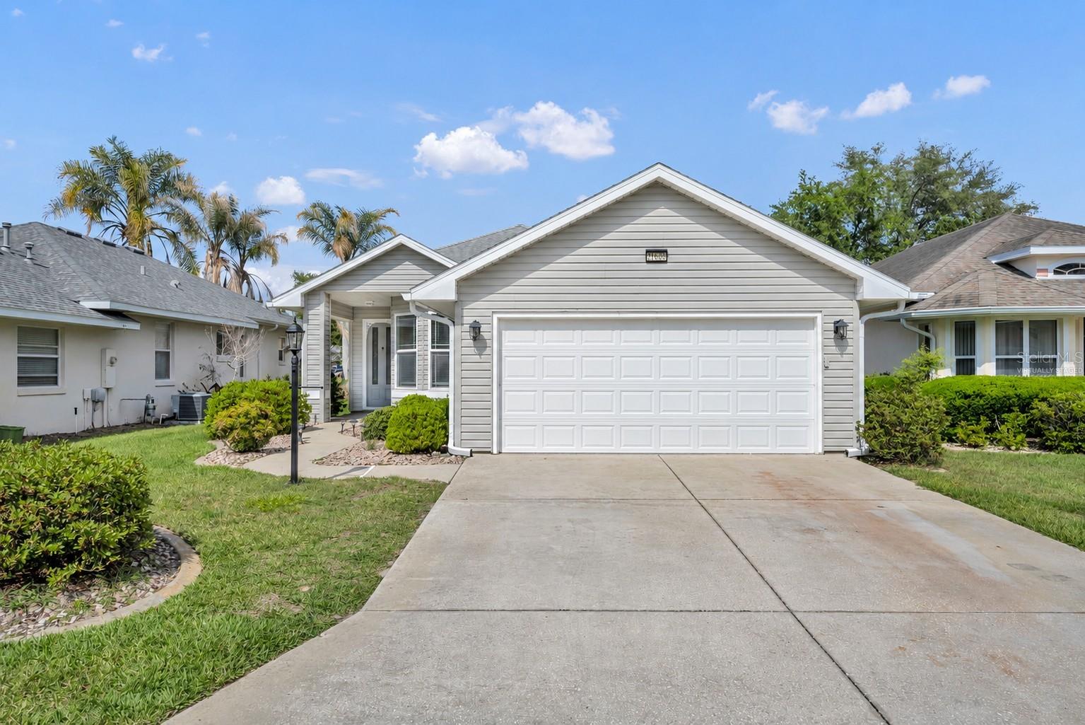 21630 Regency Park Ln Property Photo 2