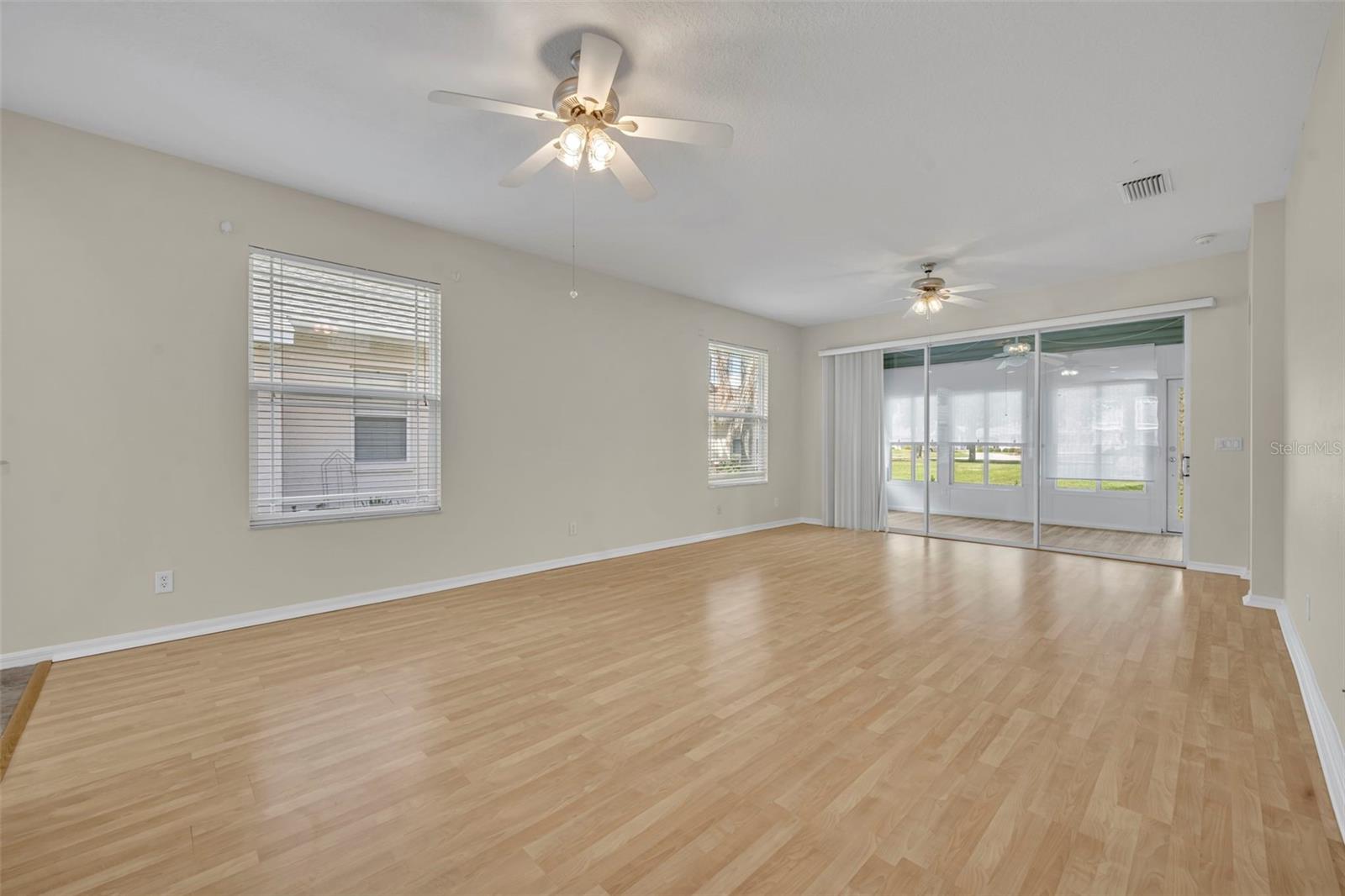 21630 Regency Park Ln Property Photo 10