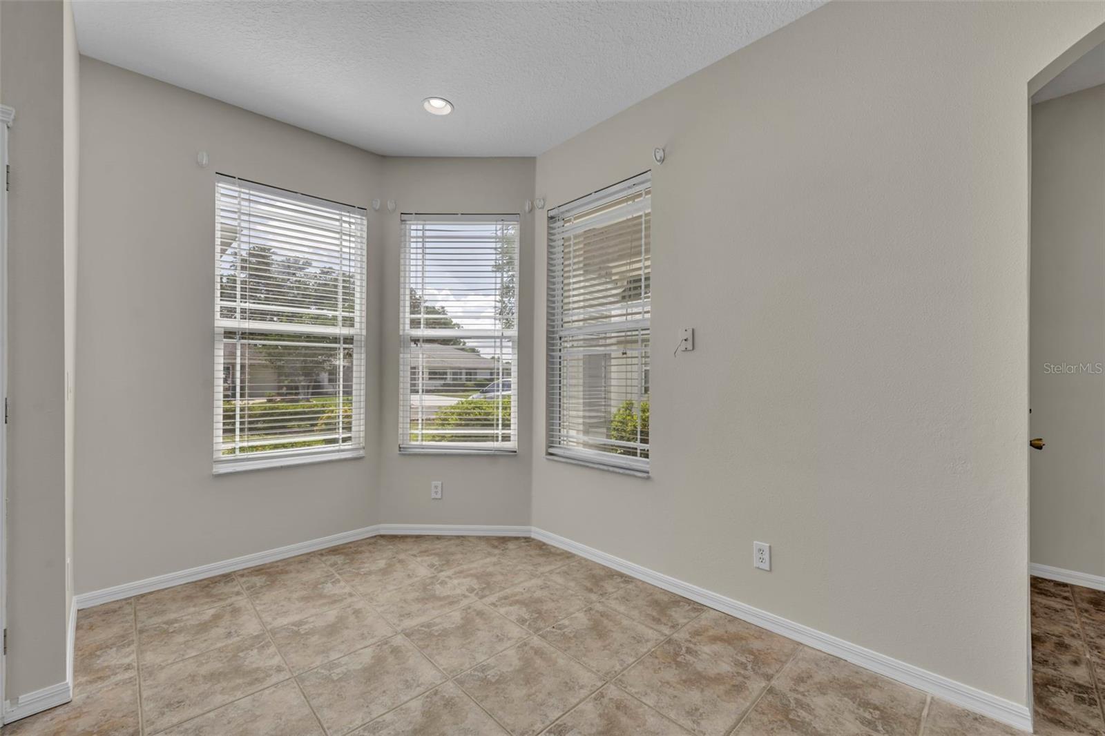 21630 Regency Park Ln Property Photo 19