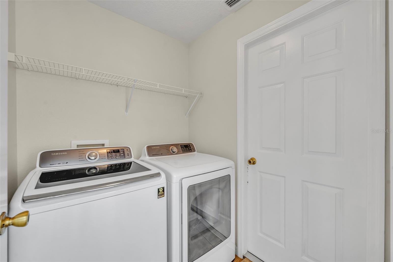 21630 Regency Park Ln Property Photo 28