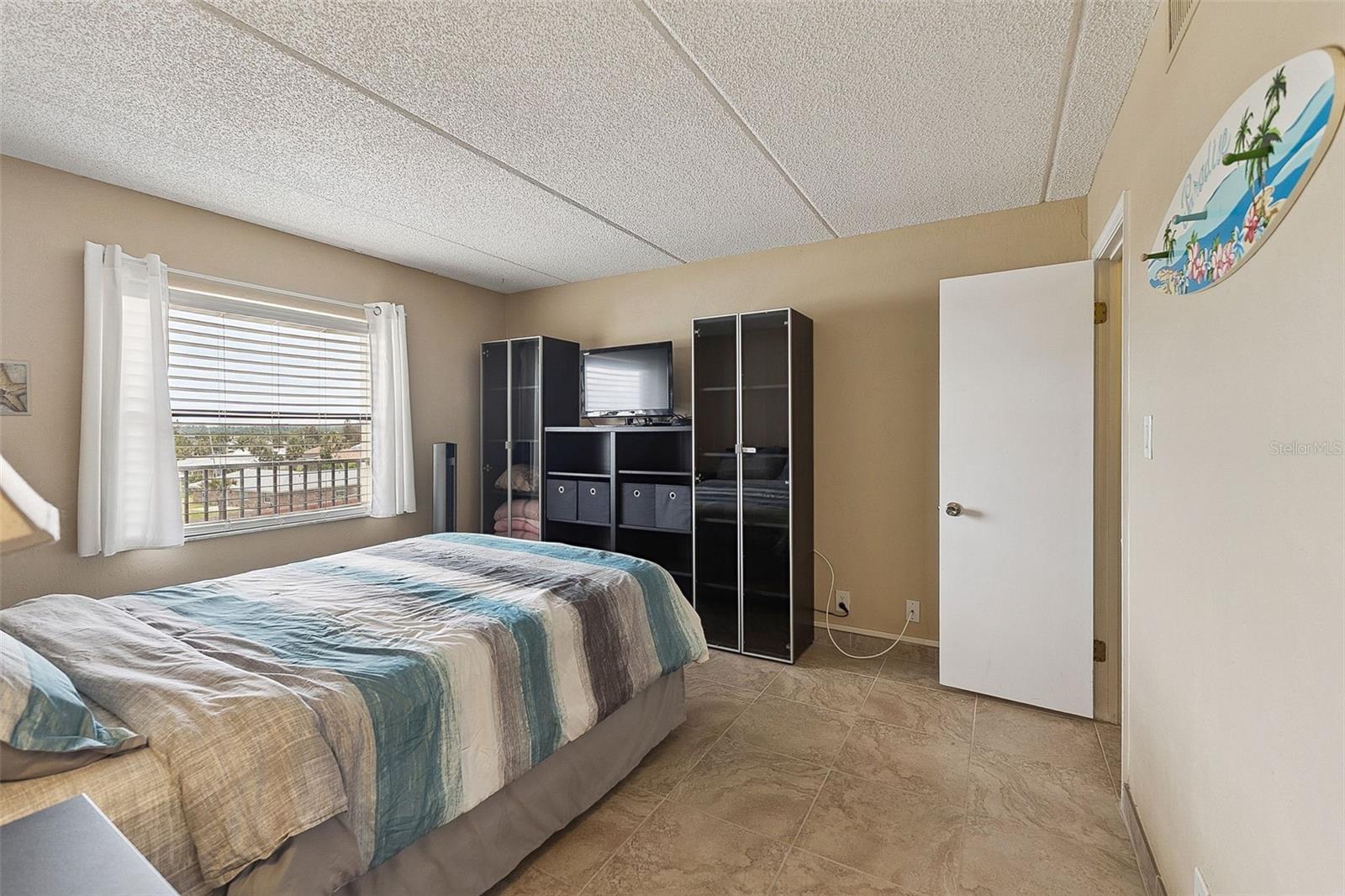 2700 Ocean Shore Blvd #405 Property Photo 17