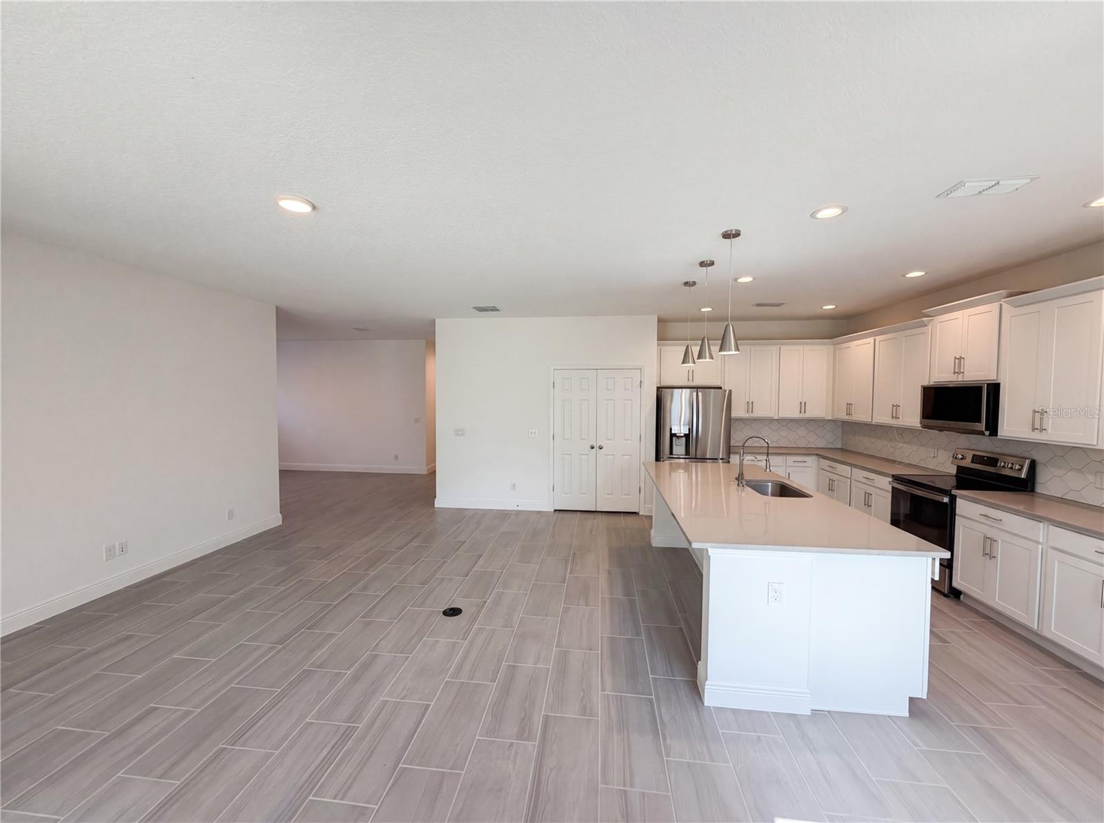 7725 Scicli Way Property Photo 11