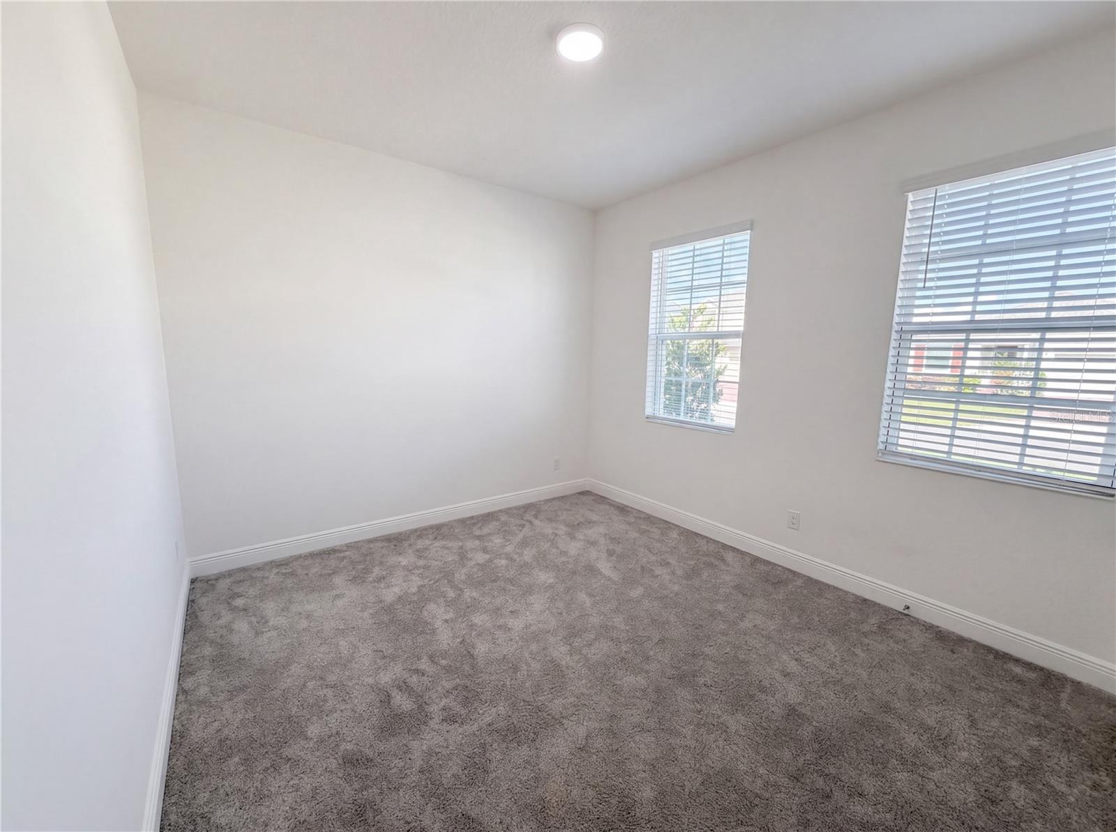7725 Scicli Way Property Photo 14