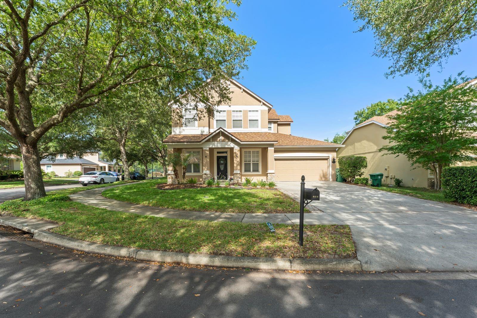 611 Brookfield Ter Property Photo