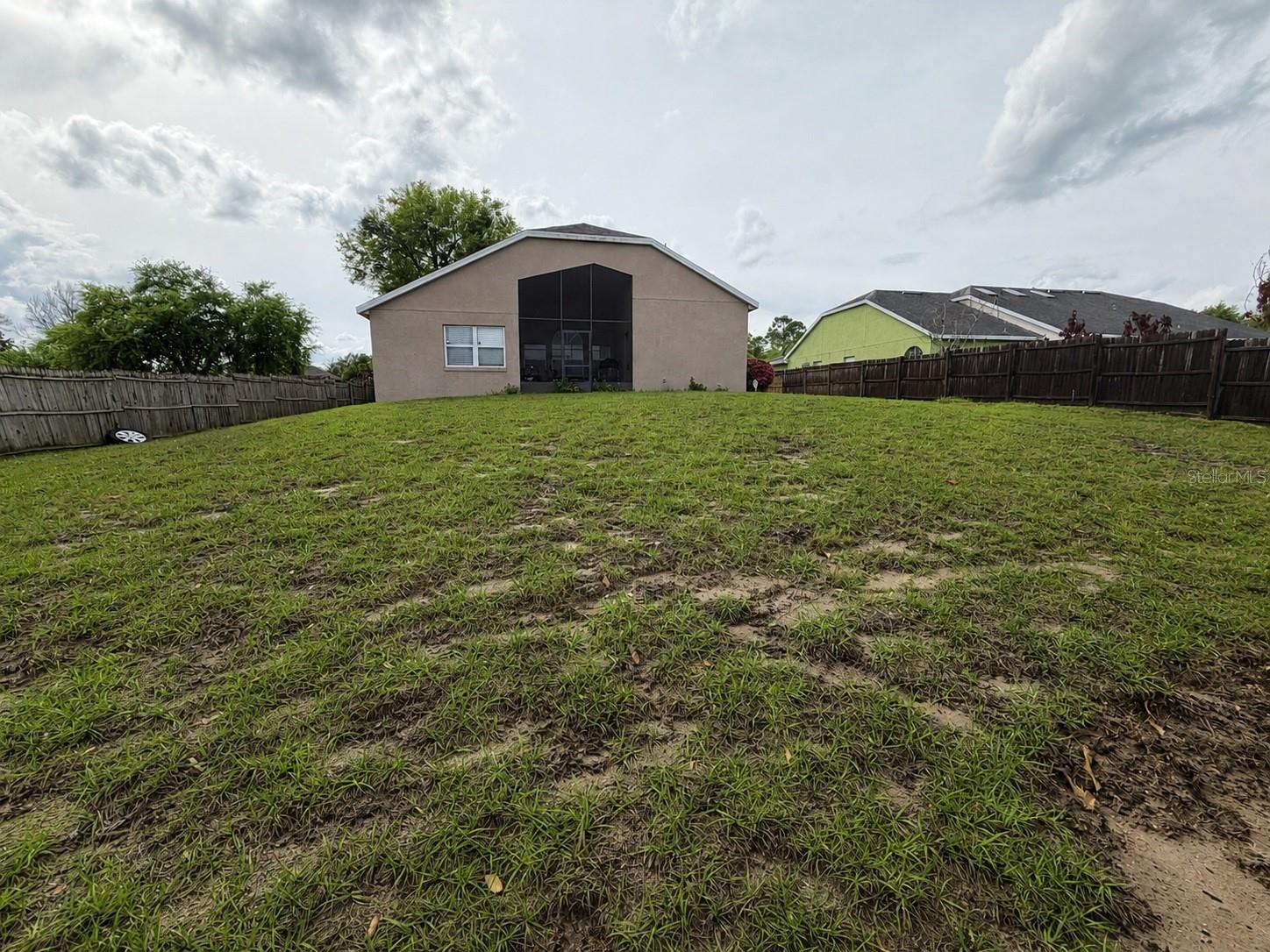 O6402622 Property Photo 8