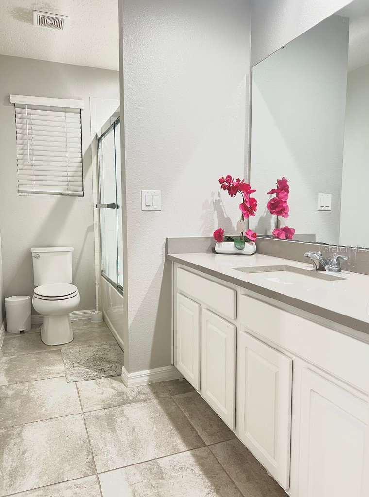 O6402626 Property Photo 15