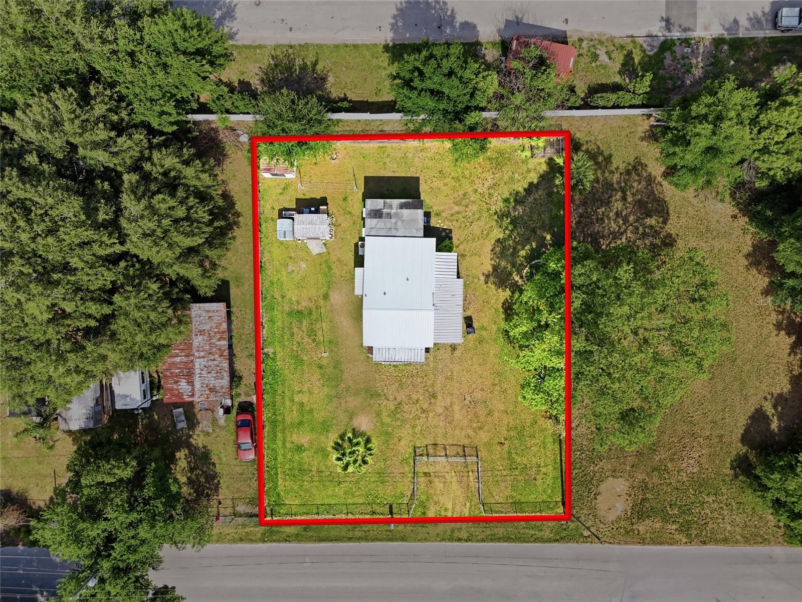 1705 Delaware Ave Property Photo 3