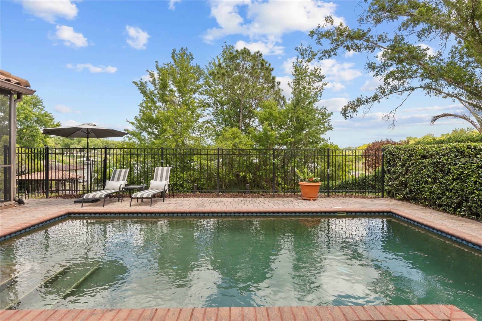 1244 E Lake Colony Dr Property Photo 23