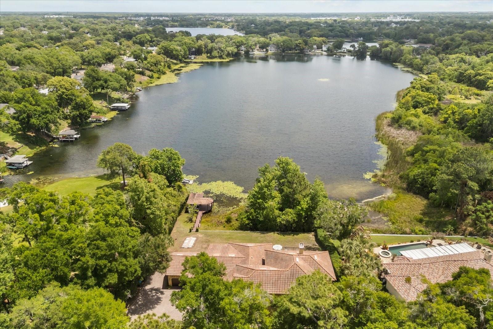 1244 E Lake Colony Dr Property Photo 30