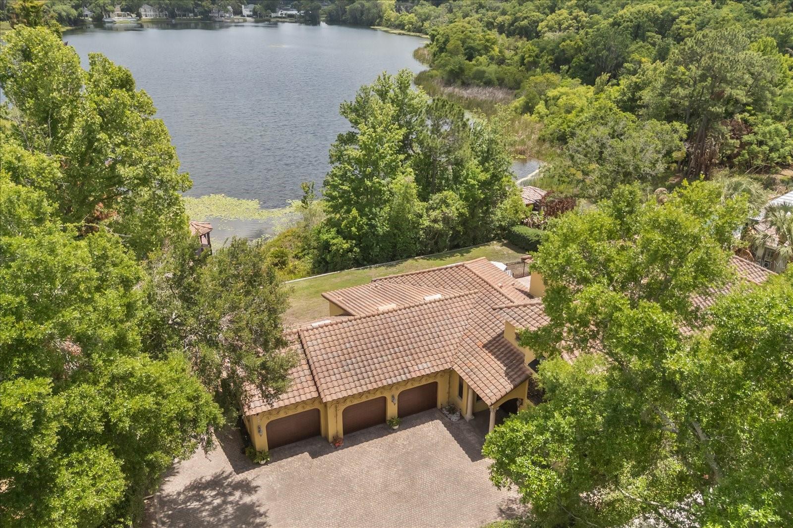 1244 E Lake Colony Dr Property Photo 34