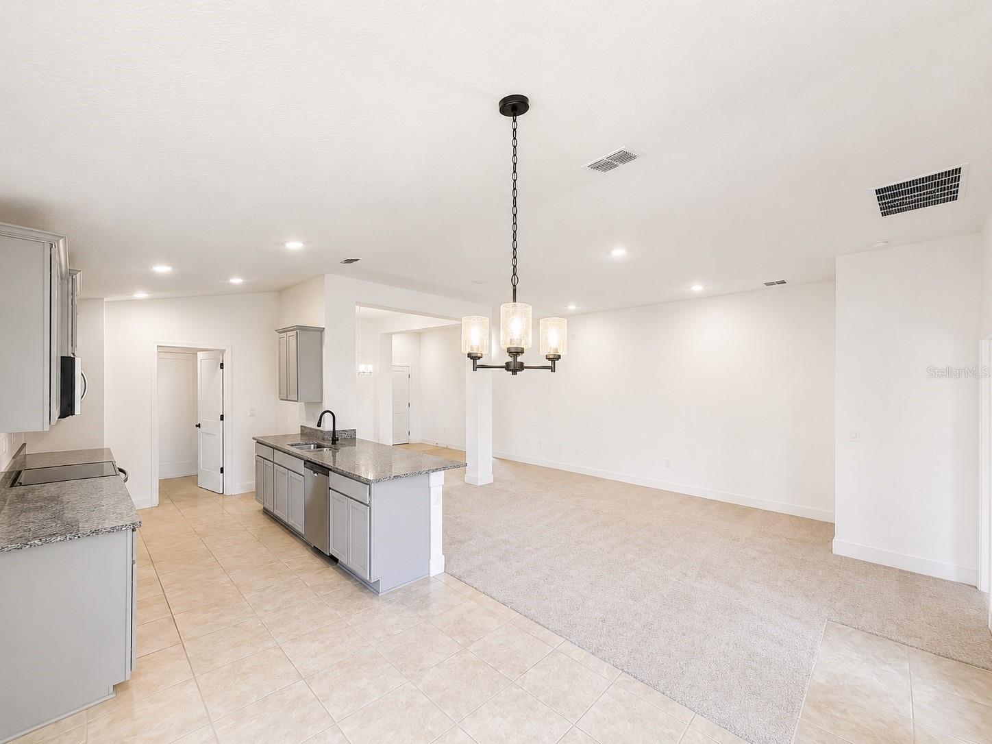 7636 Bent Tree Loop Property Photo 4