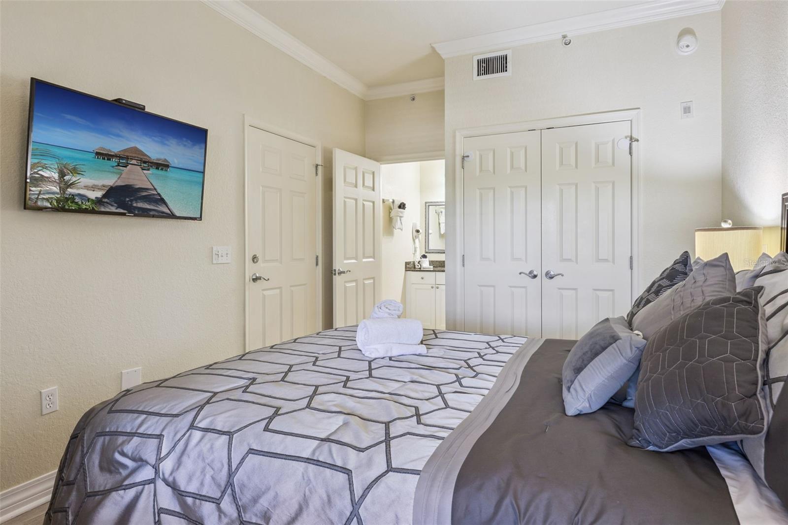 7602 Sandy Ridge Dr #103 Property Photo 18