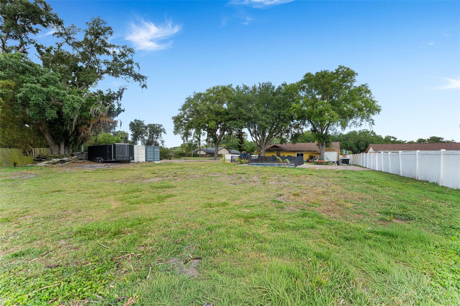 O6402766 Property Photo 21