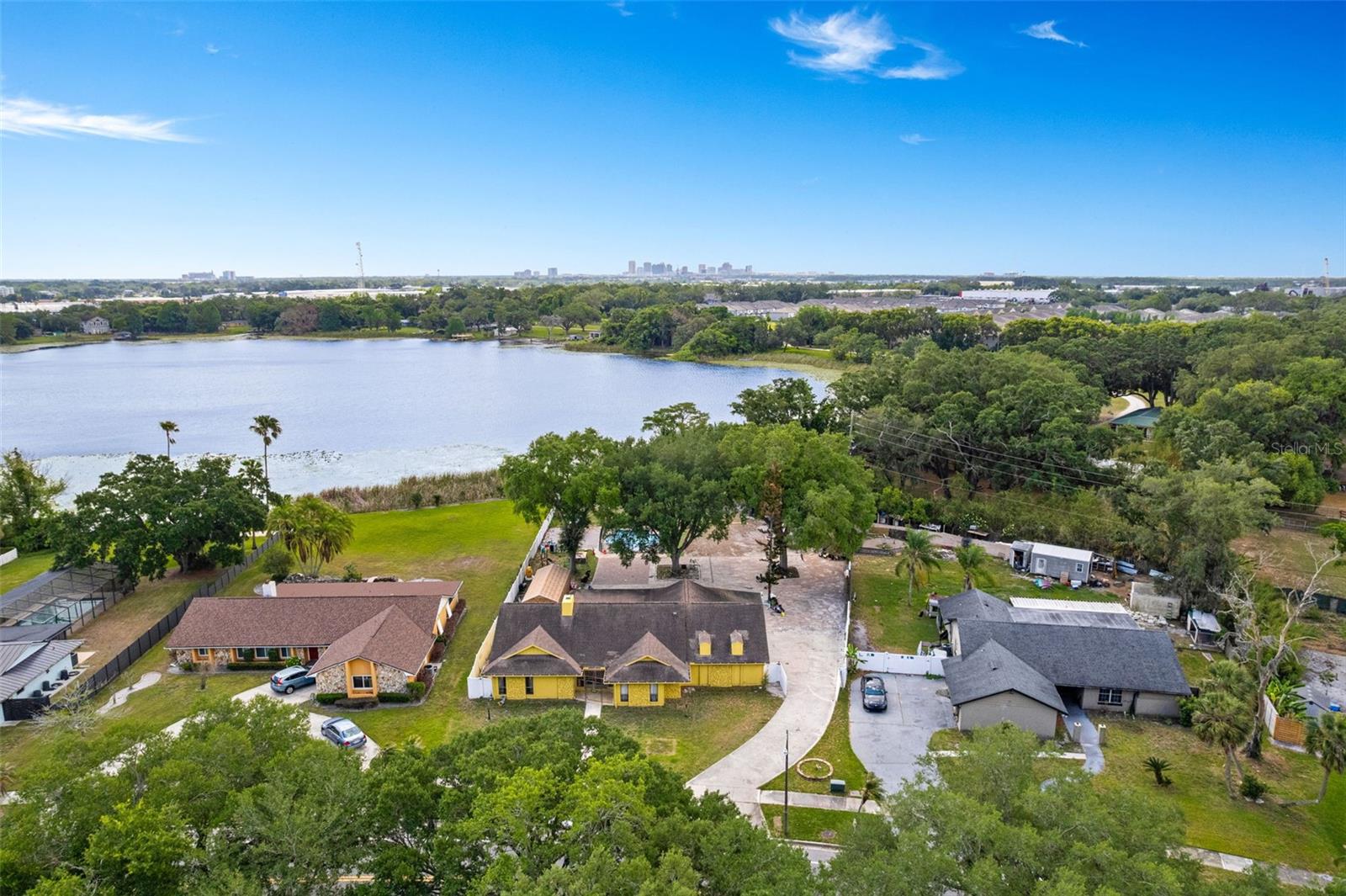 O6402766 Property Photo 23