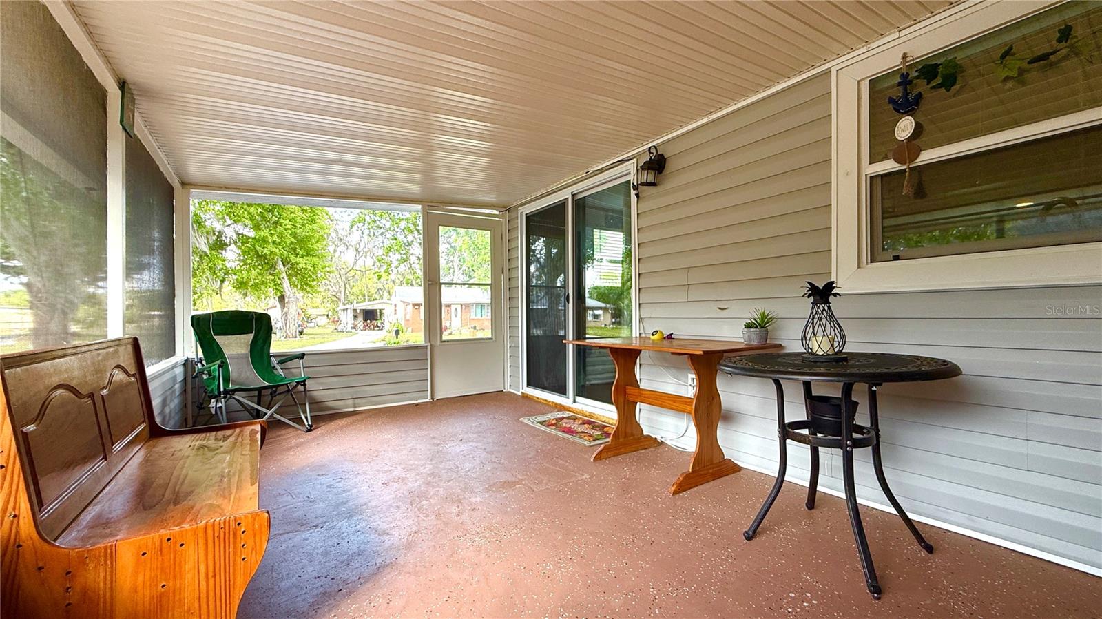 111 Ne Palencia Rd Property Photo 6