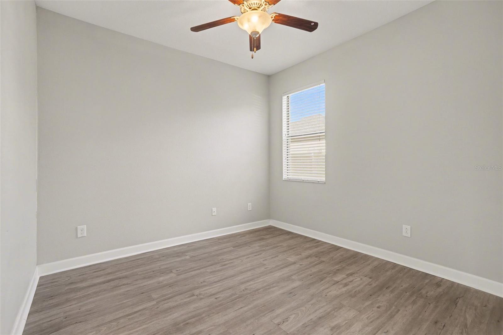 28522 E Pleasant Bay Loop Property Photo 14