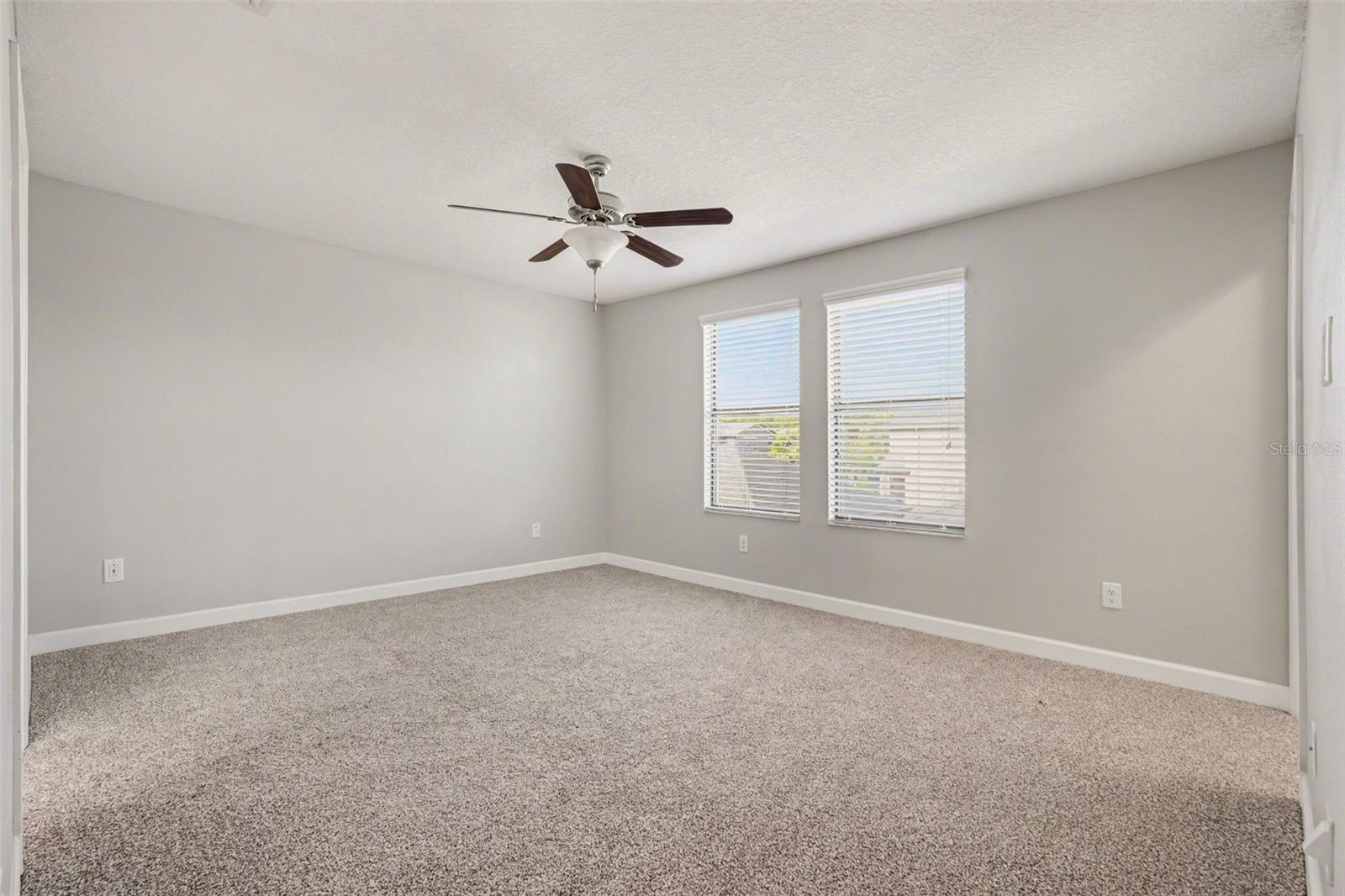 28522 E Pleasant Bay Loop Property Photo 16