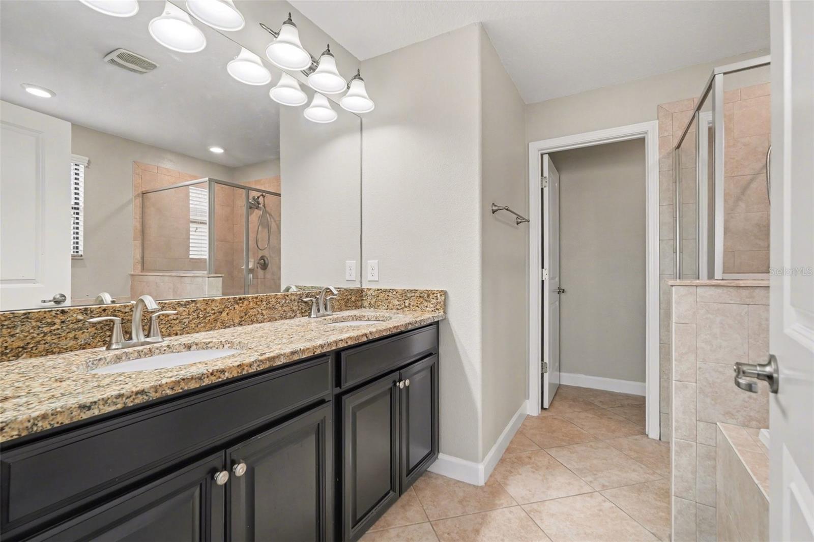 28522 E Pleasant Bay Loop Property Photo 18