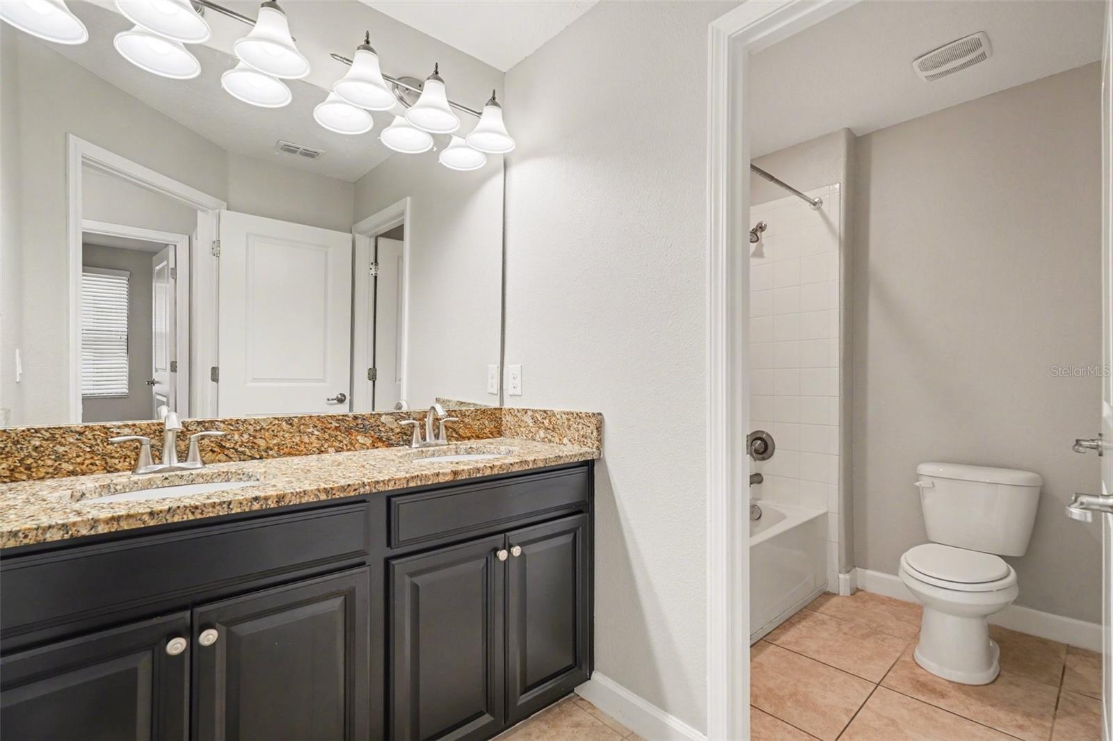 28522 E Pleasant Bay Loop Property Photo 19