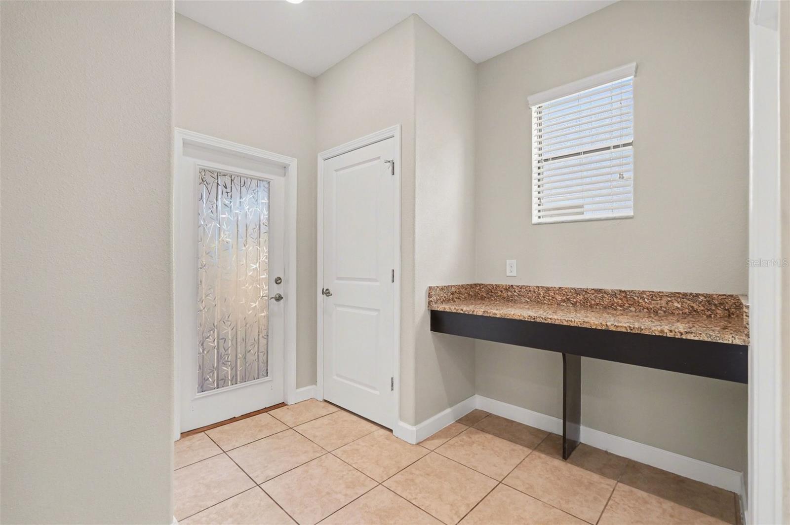 28522 E Pleasant Bay Loop Property Photo 22