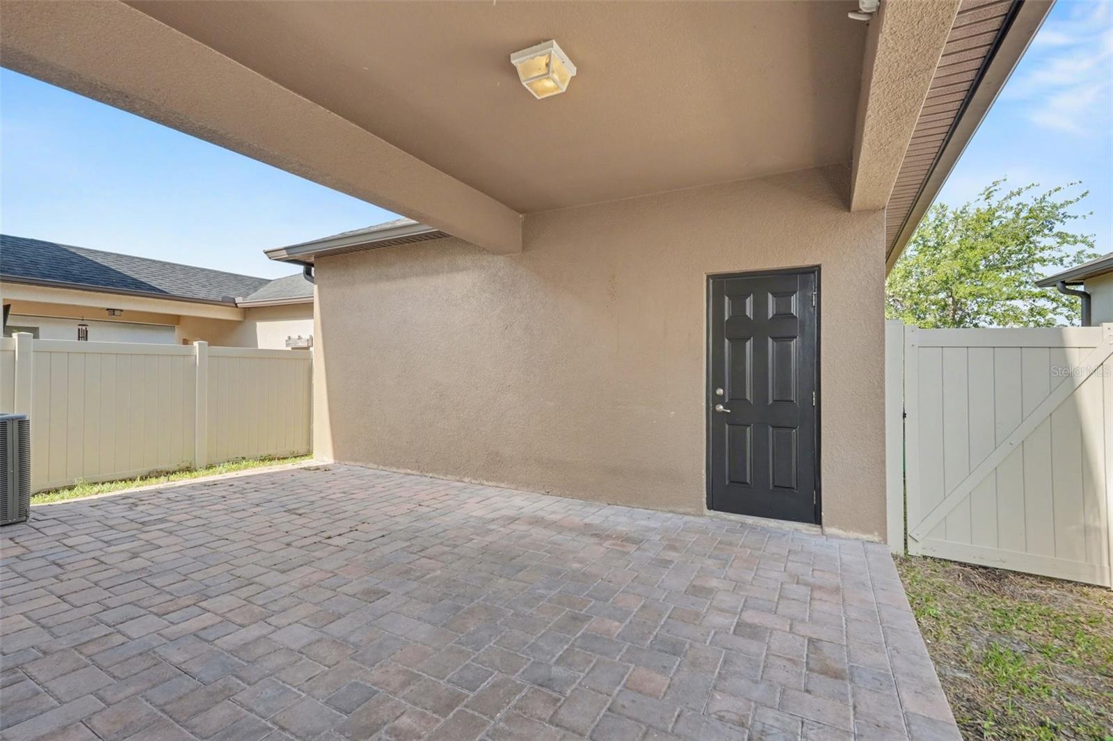 28522 E Pleasant Bay Loop Property Photo 23