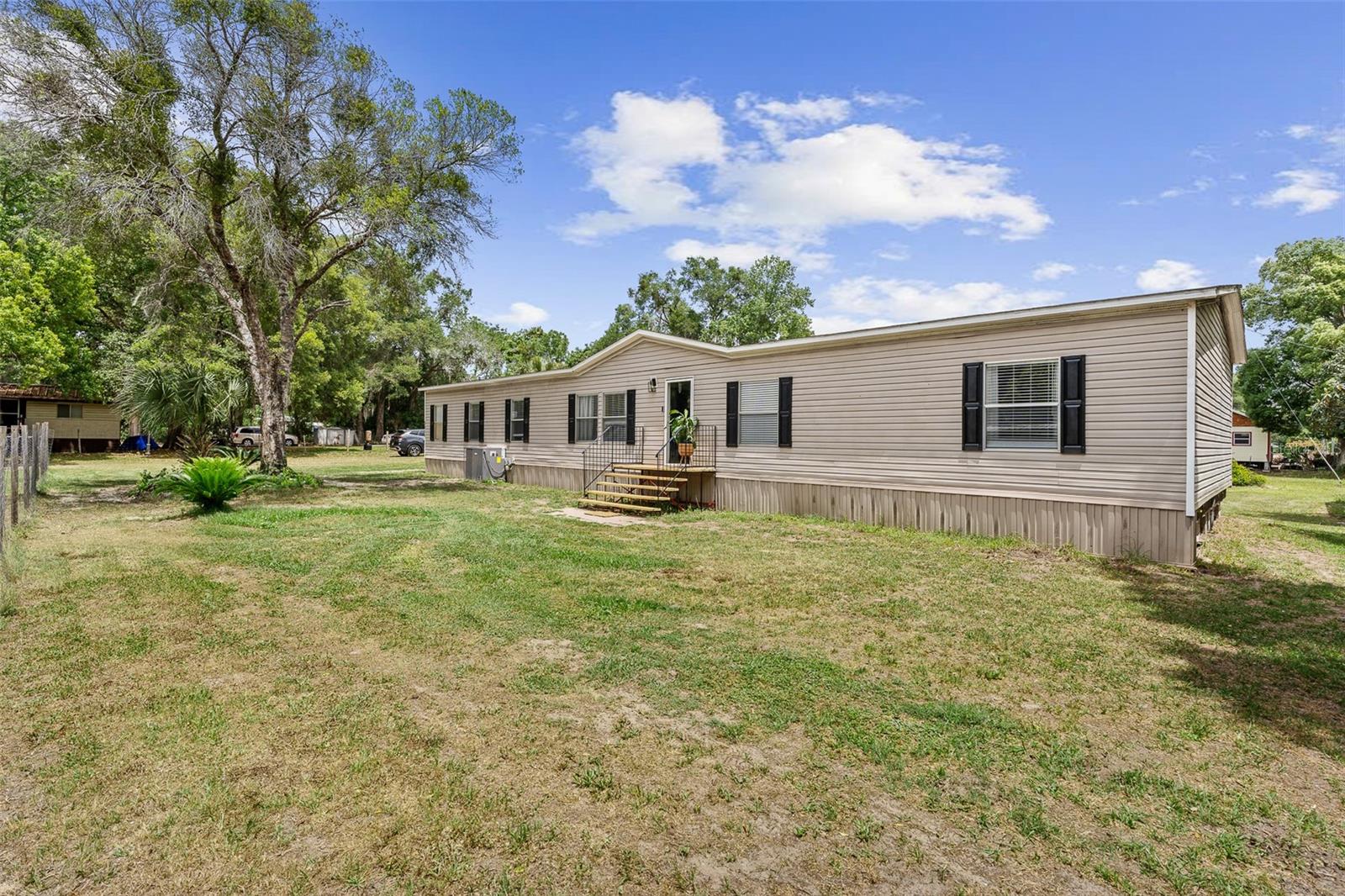3511 S Palm Ave Property Photo 1