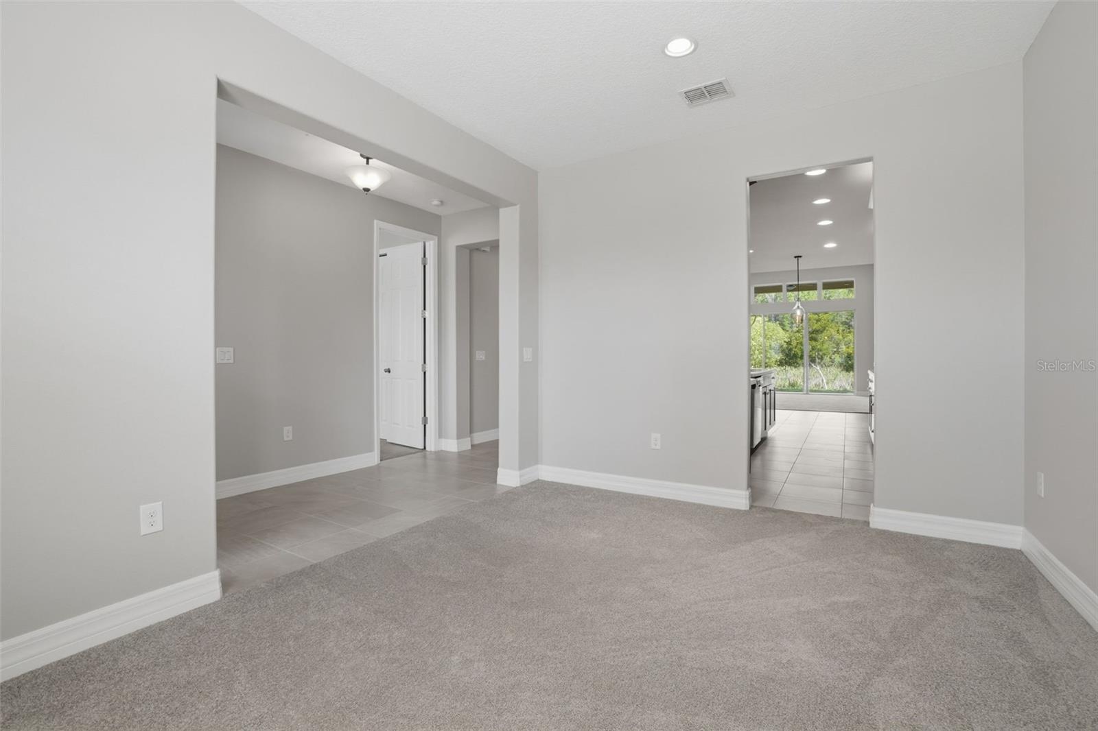 10760 Tibbett St Property Photo 6
