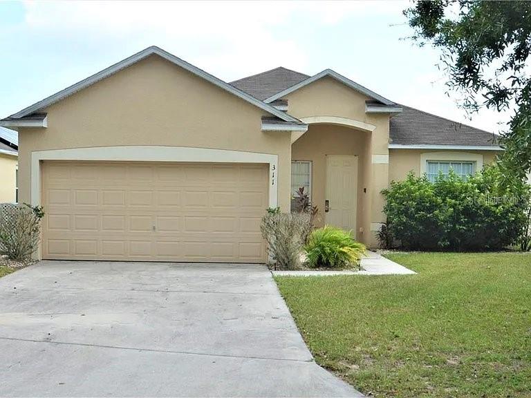 311 Sunset View Dr Property Photo 1