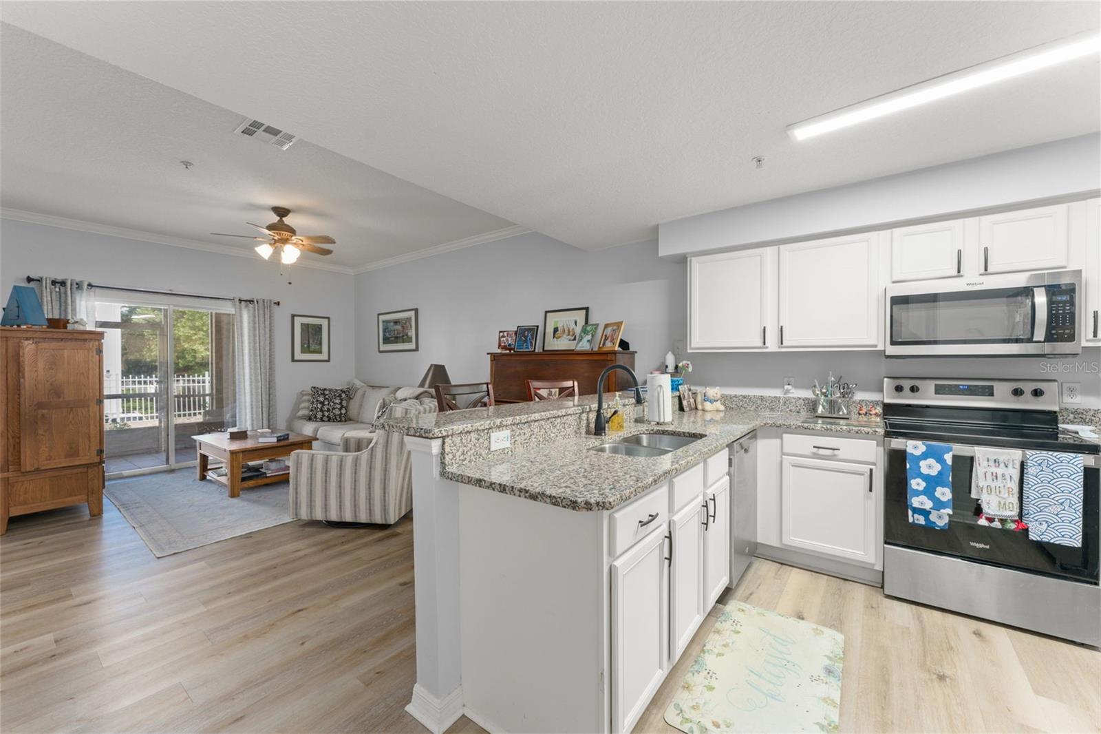 674 Sandy Neck Ln #102 Property Photo 12