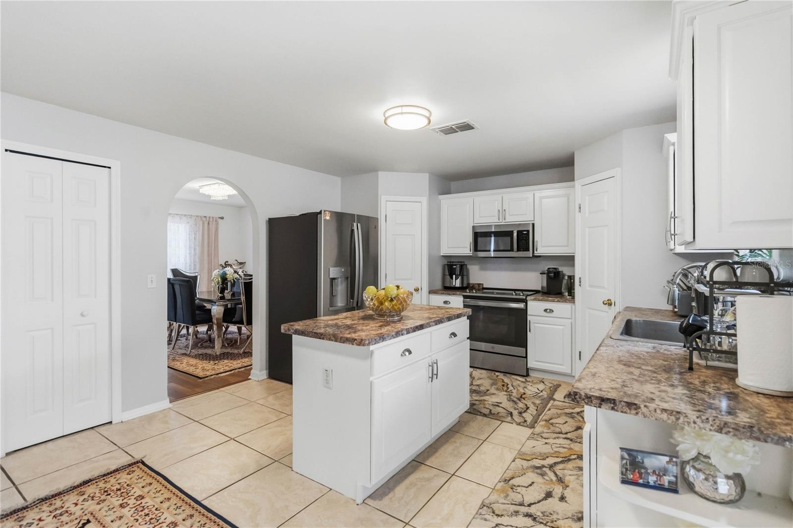 122 Carmel Bay Dr Property Photo 6