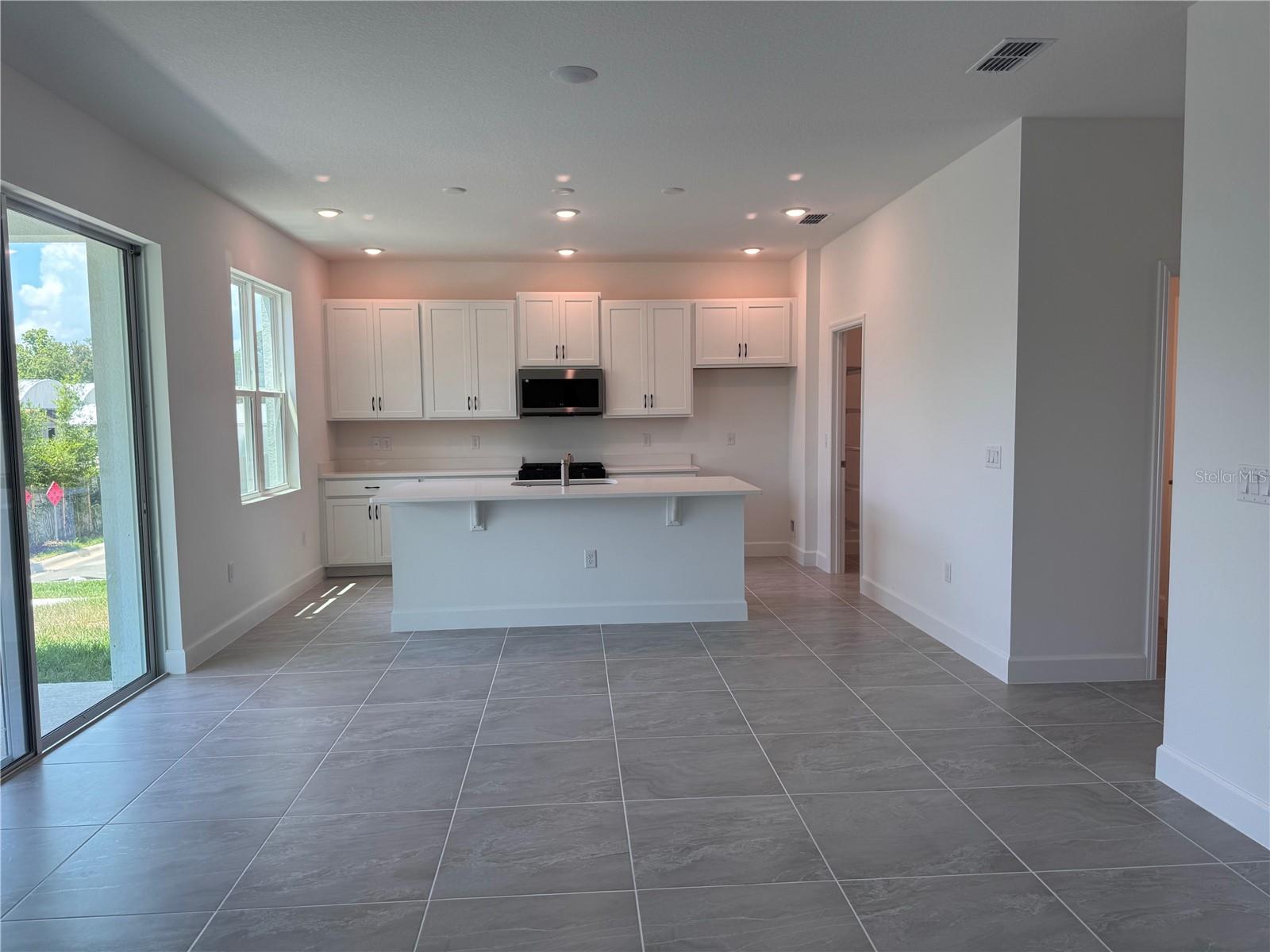 4299 Laurel Site Loop Property Photo 6