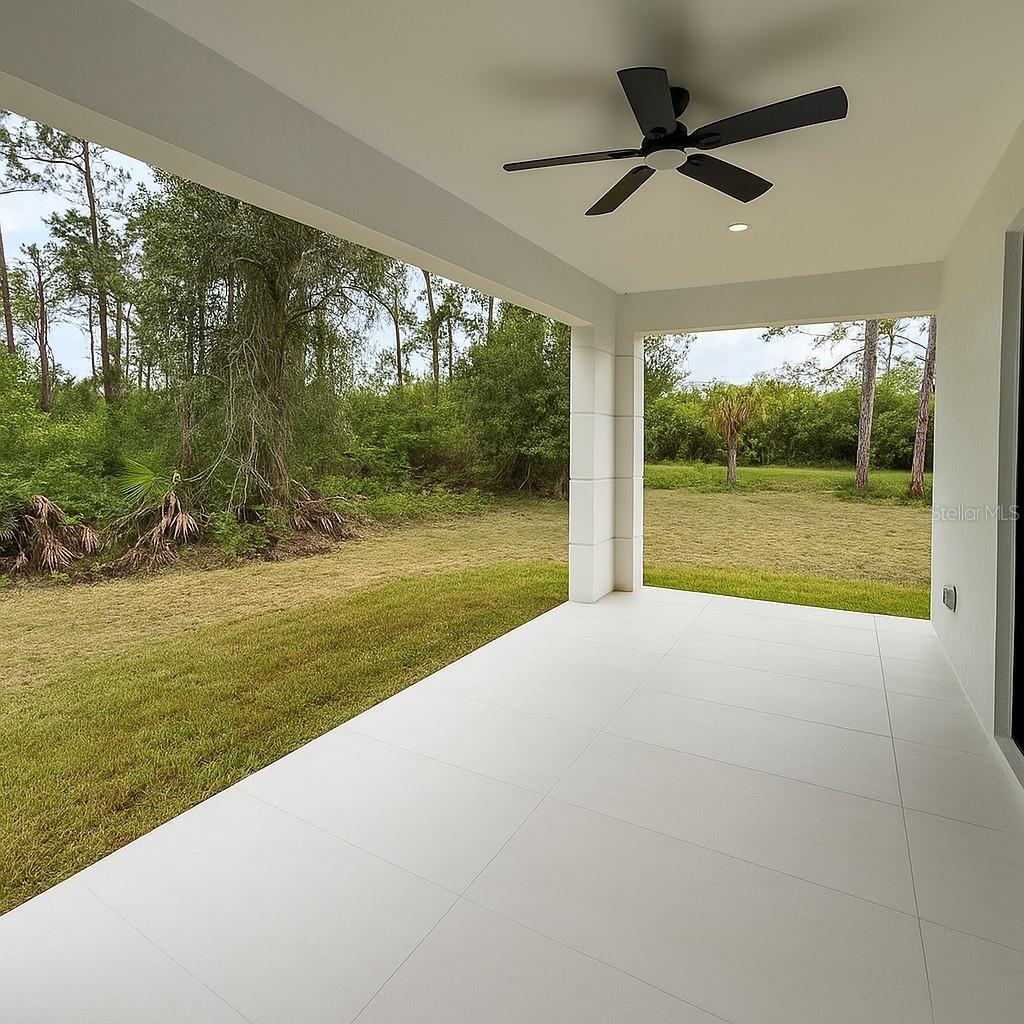 1034 Alcalde St E Property Photo 5