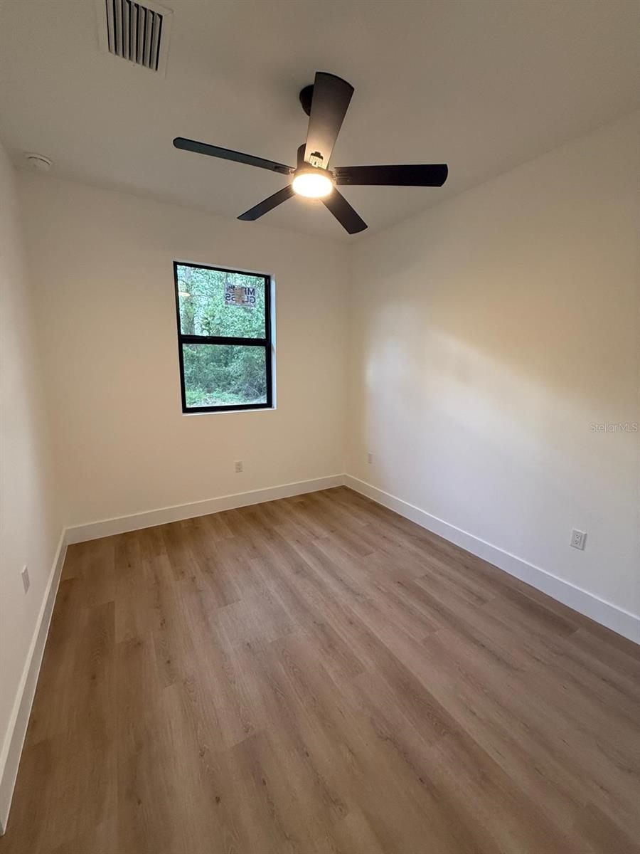 1034 Alcalde St E Property Photo 17